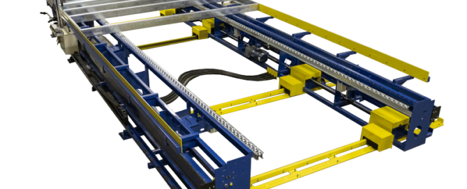 Light gauge steel framing machine with screw tool carriages.